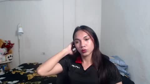 Snapshot of yourfav_jasmin chatting on July 4, 6:03 pm NEW HUGECOCK online show from July 4, 6:03 pm