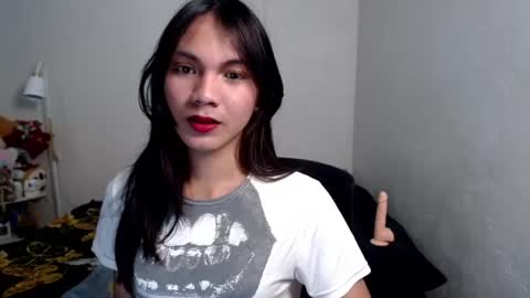Snapshot of yourfav_jasmin chatting on July 6, 1:57 am NEW HUGECOCK online show from July 6, 1:57 am