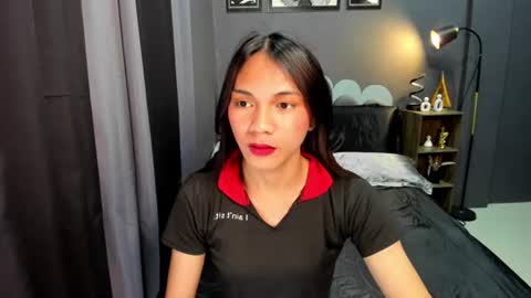 Snapshot of yourfav_jasmin chatting on July 21, 9:44 am NEW HUGECOCK online show from July 21, 9:44 am
