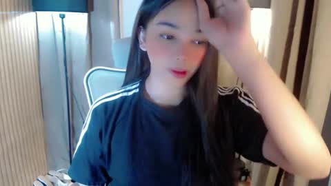 Snapshot of yourfavoratemaureen chatting on November 10, 7:57 pm maureen love you online show from November 10, 7:57 pm