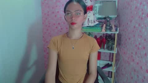 RICCIE MAE online show from November 28, 2:58 am