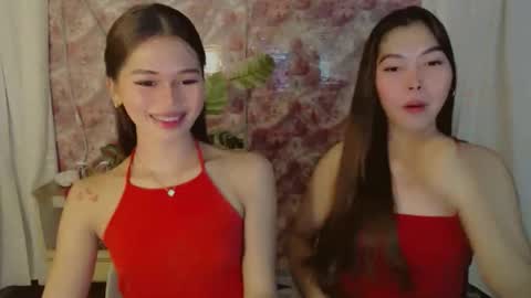 Snapshot of yourfavoratesunshine chatting on May 5, 11:40 am Sunshine online show from May 5, 11:40 am
