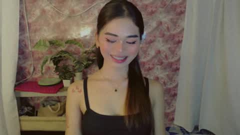 Snapshot of yourfavoratesunshine chatting on June 26, 10:30 am Sunshine online show from June 26, 10:30 am