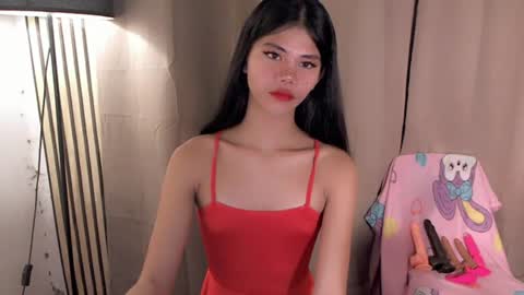 Snapshot of yourfavoratevivian chatting on June 16, 8:44 pm Vivian online show from June 16, 8:44 pm