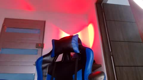 Snapshot of yourfavorite_bigclit chatting on July 3, 12:00 pm yourfavorite_bigclit online show from July 3, 12:00 pm