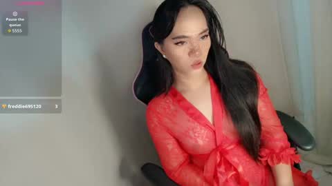 Alexia online show from April 24, 1:57 pm