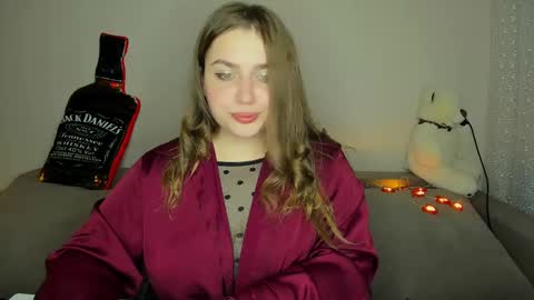 yourgem__ online show from February 14, 6:40 pm