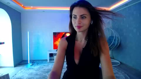 Snapshot of yourgf69 chatting on June 29, 11:32 am call meKira online show from June 29, 11:32 am
