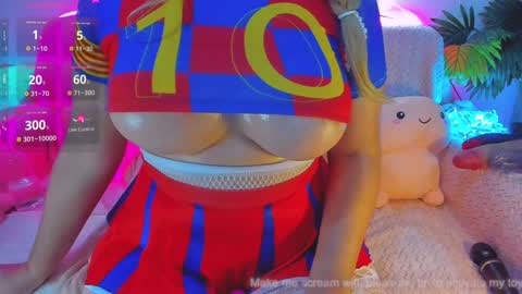 Snapshot of yourgirl11555 chatting on January 17, 8:55 pm Liza online show from January 17, 8:55 pm