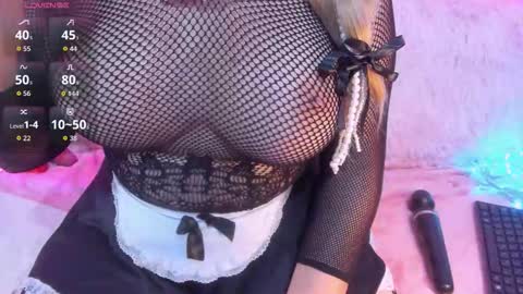 Snapshot of yourgirl11555 chatting on September 30, 12:10 pm Liza online show from September 30, 12:10 pm