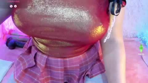 Snapshot of yourgirl11555 chatting on October 20, 5:19 am Liza online show from October 20, 5:19 am