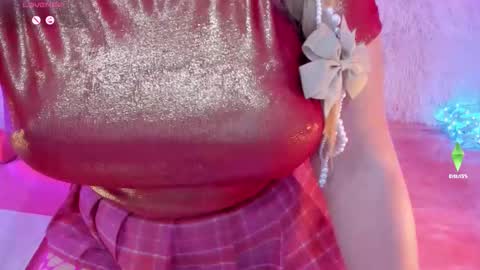 Snapshot of yourgirl11555 chatting on November 10, 11:53 am Liza online show from November 10, 11:53 am