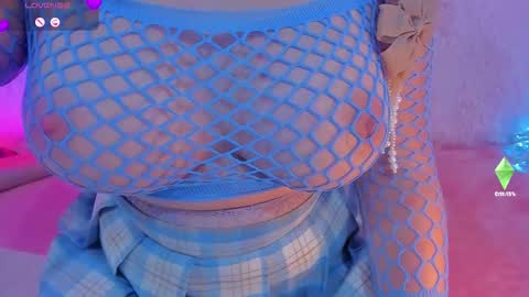 Snapshot of yourgirl11555 chatting on November 27, 8:22 pm Liza online show from November 27, 8:22 pm