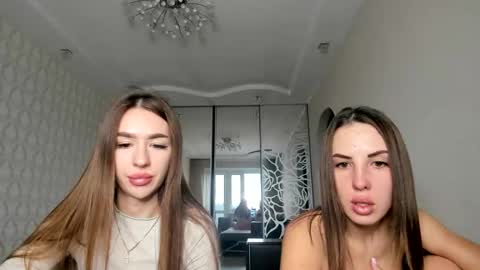 Ariella online show from November 7, 10:04 am