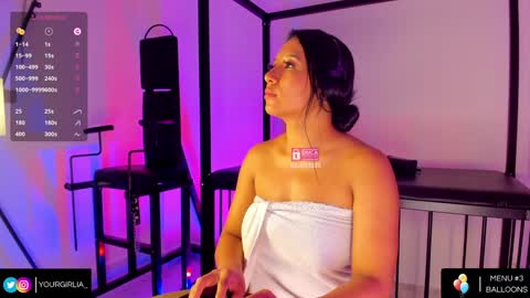 Snapshot of yourgirlia_ chatting on January 5, 10:32 am Call me Lia online show from January 5, 10:32 am