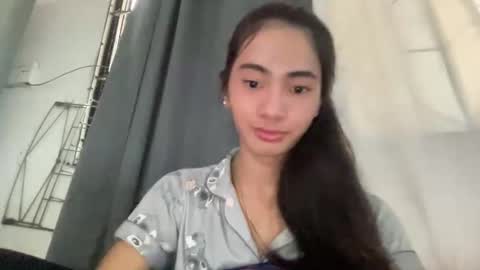 yourgirlsweet_kishia online show from June 2, 12:45 am