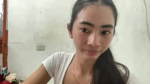yourgirlsweet_kishia online show from June 24, 6:23 am