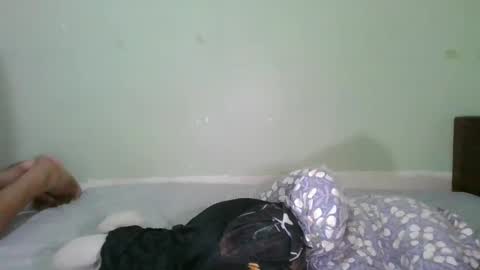 mimi online show from March 4, 6:50 pm