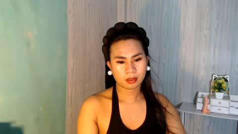 Snapshot of yourhottie_winxxx chatting on July 29, 1:04 am Mauie online show from July 29, 1:04 am