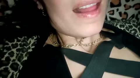 Snapshot of yourjessywet chatting on January 31, 8:29 pm yourjessywet online show from January 31, 8:29 pm