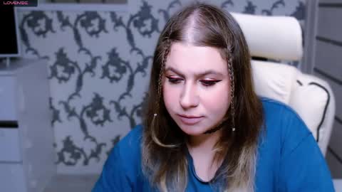 Snapshot of yourkarma_2_0 chatting on April 19, 12:26 pm Karma online show from April 19, 12:26 pm