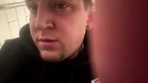 Kaitie Cummings online show from March 17, 8:17 am