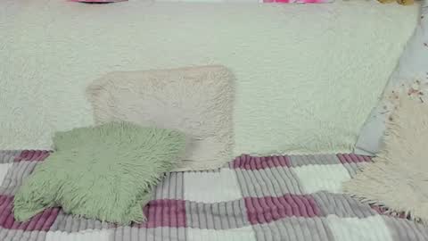 Snapshot of yourkriss_new1 chatting on November 5, 6:41 pm yourkriss_new1 online show from November 5, 6:41 pm