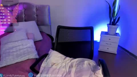 yourlittlefantasyy online show from July 11, 1:03 pm