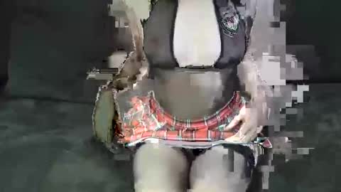 Snapshot of yourlittleslut243908 chatting on December 8, 1:24 am yourlittleslut243908 online show from December 8, 1:24 am