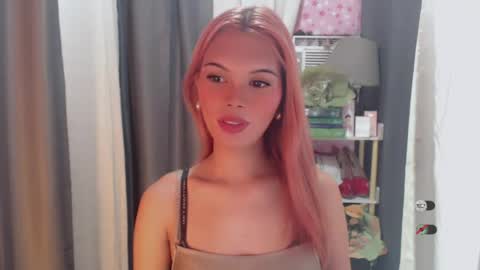 Snapshot of yourlovekylie chatting on July 29, 6:06 pm KYLIE MORE online show from July 29, 6:06 pm