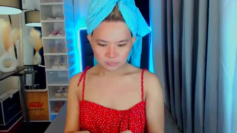 yourmissingprincess online show from December 29, 1:28 pm