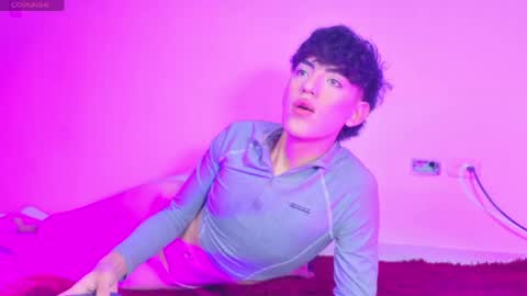 Snapshot of yournaughtyfemboy chatting on June 1, 4:47 am yournaughtyfemboy online show from June 1, 4:47 am