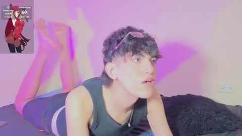 Snapshot of yournaughtyfemboy chatting on July 12, 6:15 am yournaughtyfemboy online show from July 12, 6:15 am