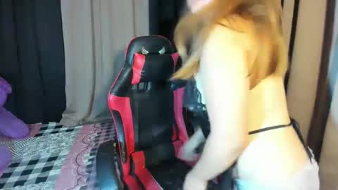 jenny online show from December 15, 2:48 pm