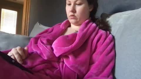 yournewbigmama online show from February 13, 5:44 pm