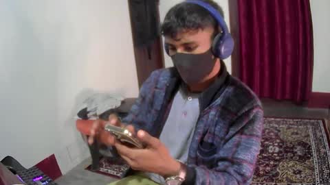 C2H5OH online show from December 18, 1:02 pm