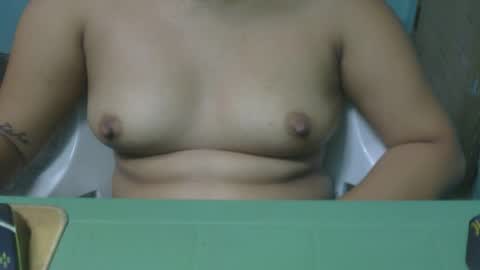 Snapshot of yourpinay_belle chatting on May 25, 12:00 pm Belle online show from May 25, 12:00 pm