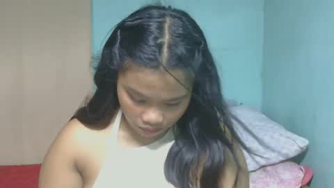 Snapshot of yourpinay_belle chatting on July 14, 2:01 pm Belle online show from July 14, 2:01 pm