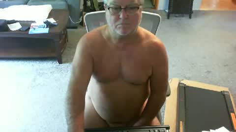 yourpoppi55 online show from August 2, 2:04 pm
