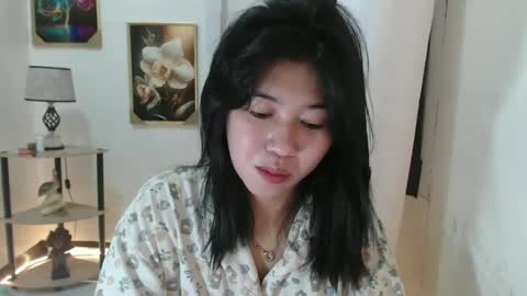 Trish online show from February 13, 6:27 pm