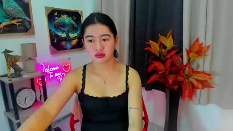 Trish online show from February 8, 3:59 pm