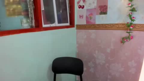 Snapshot of yourprettytrish chatting on June 4, 6:58 pm Trish online show from June 4, 6:58 pm
