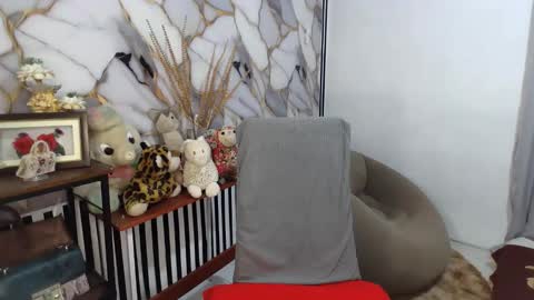 kaye online show from February 3, 1:15 am