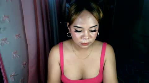 Snapshot of yourqueen_kaye chatting on July 7, 6:47 am kaye online show from July 7, 6:47 am