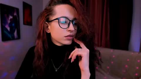 yours_sunny online show from January 28, 5:24 pm