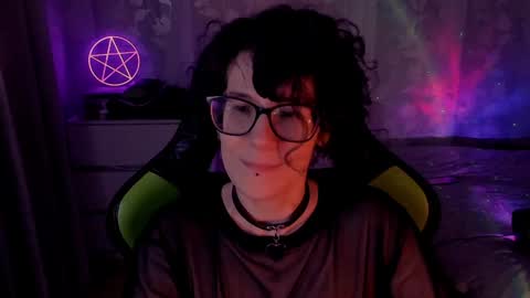 Snapshot of yourscosmic chatting on January 26, 12:26 am Yours Cosmic online show from January 26, 12:26 am