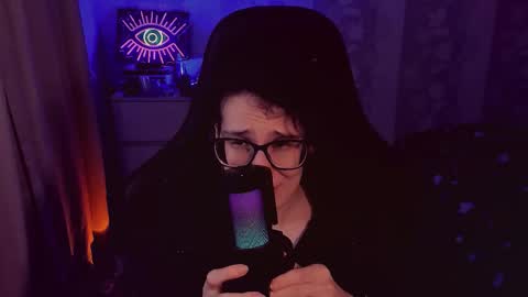 Snapshot of yourscosmic chatting on October 3, 1:46 am Yours Cosmic online show from October 3, 1:46 am