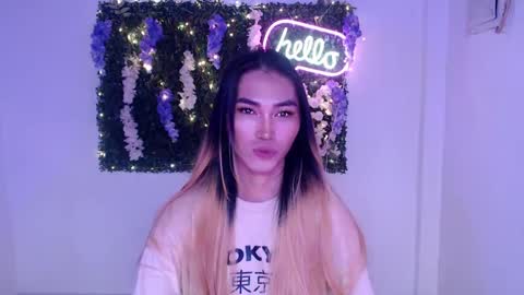    online show from December 4, 1:03 am