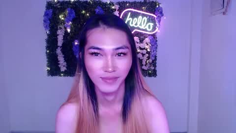    online show from December 4, 4:27 pm