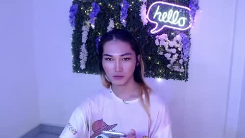    online show from December 18, 3:47 am